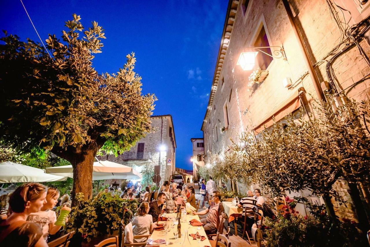 Appartamento Casa Bici Chianni Esterno foto
