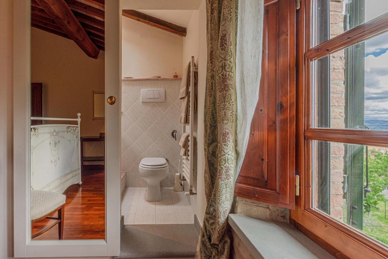 Appartamento Casa Bici Chianni Esterno foto